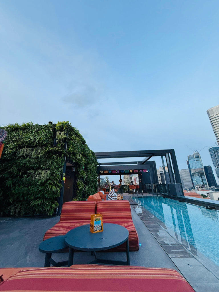 El Chido. Pullman hotel. Mexican. rooftop bar. pool bar. Singapore. date night. happy hour. tacos. nachos. chimichangas. mocktails.